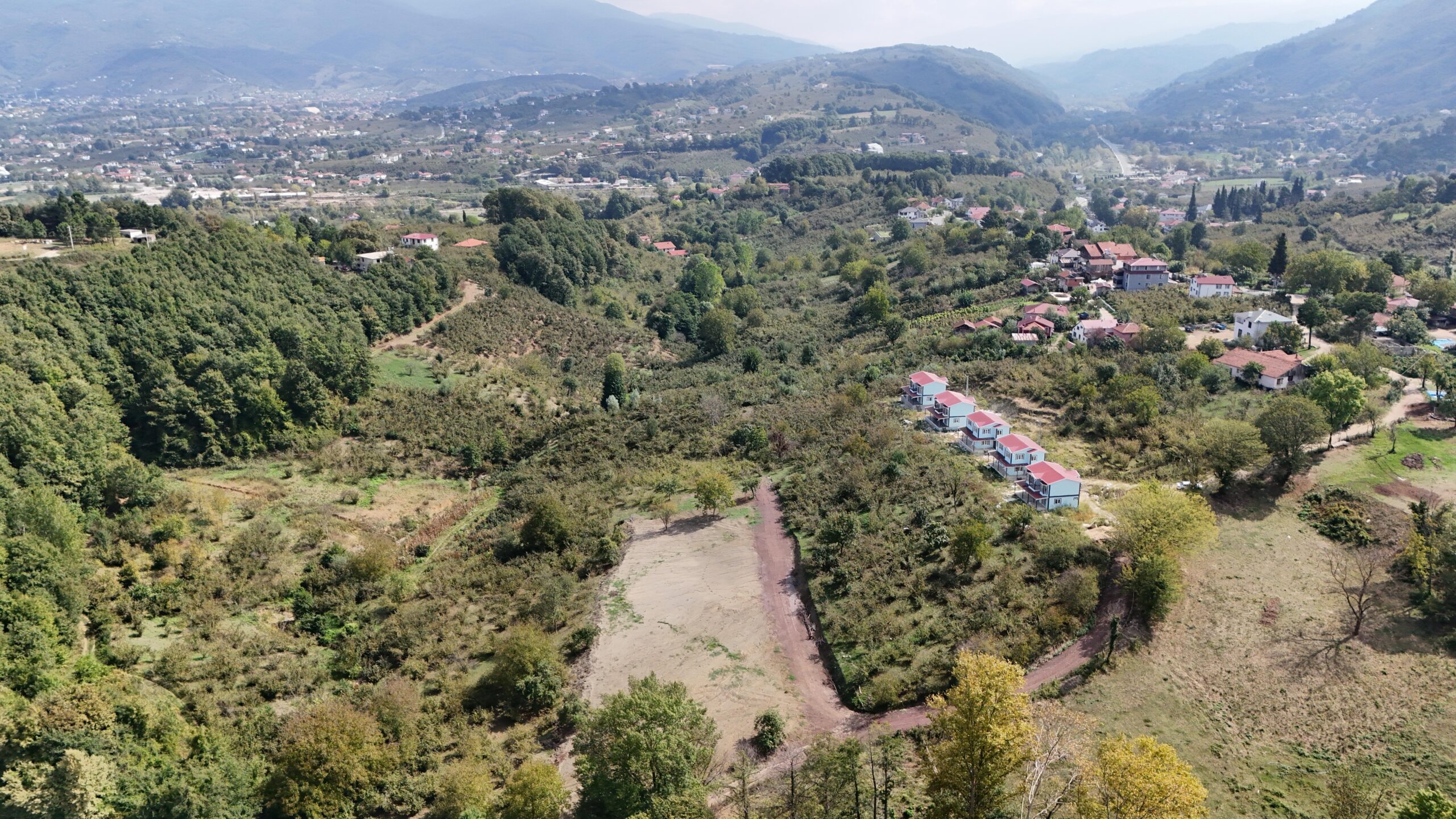 DJI_20240920120543_0246_D_25_11zon